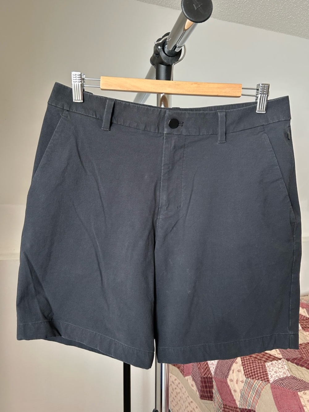 Lululemon ABC Classic Fit Shorts 31